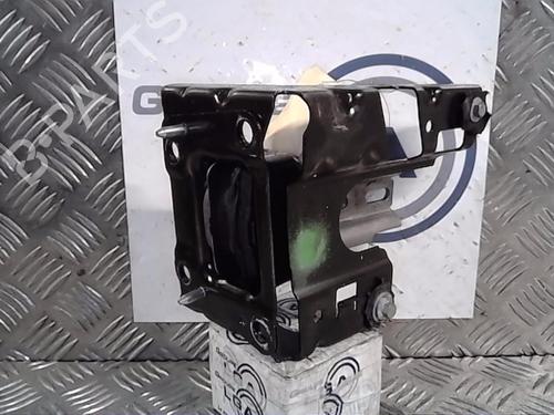 Used Engine mount PEUGEOT 208 I (CA_, CC_) 1.2 VTi 68 / PureTech 68 (68 hp) 14552203