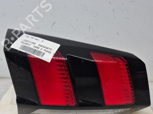 Used Left tailgate light Left tailgate light PEUGEOT 5008 II (MC_, MJ_, MR_, M4_) 1.2 THP (MRHNYH, MRHNYW, MRHNSJ, MRHNSU, MRHNSM) (131 hp) 33711069 33711069