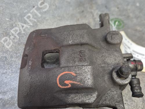 Venstre bremsekaliper foran SUZUKI SWIFT IV (FZ, NZ) 1.2 (AZH412, ZC72S) (94 hp) 30824587