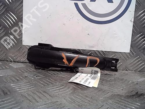 front-right-exterior-door-handle-seat-altea-5p1-2004-2005-2006-2007-2008-2009-2010-2011-2012-2013-2014-2015-31054847 main image