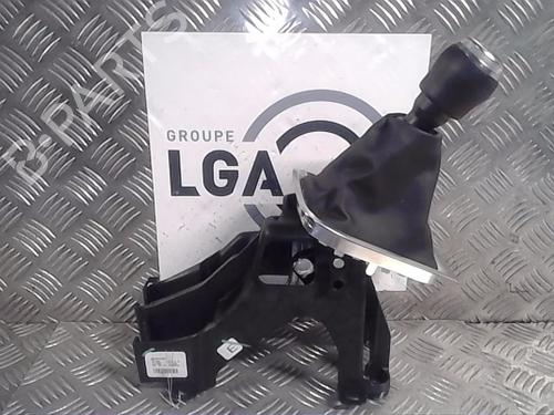 Gear lever RENAULT CAPTUR II (HF_) TCe 100 (HFMT) | BP13857919M90 