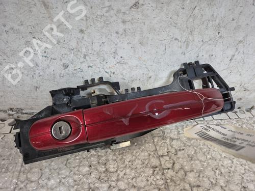 Venstre foran utvendig håndtak FORD FOCUS II Convertible 2.0 TDCi (136 hp) 26702418