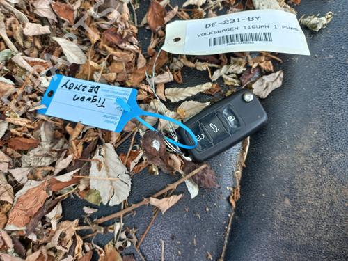 Fuel flap VW TIGUAN (5N_) 2.0 TDI 4motion | BP29872140C131