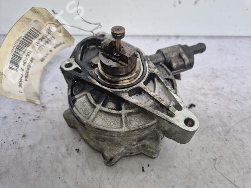 Used Vacuum pump HYUNDAI TUCSON (TL, TLE) 1.7 CRDi (116 hp) 32457042