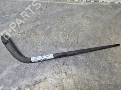 Braccio tergicristallo posteriore TOYOTA YARIS (_P1_) 1.4 D-4D (NLP10_, NLP10R) (75 hp) 30892517