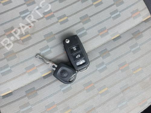 Aleta delantera izquierda VW CADDY III Box Body/MPV (2KA, 2KH, 2CA, 2CH)  | BP30582821C41 