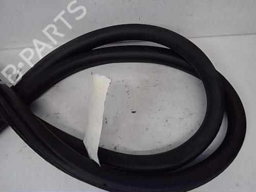 Rubber door seal DS DS 7 Crossback (J4_, JR_, JC_) 1.6 PureTech 180 (J45GFR) | BP14562191C142 