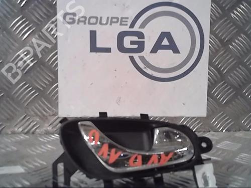 Used Front right interior door handle RENAULT KADJAR (HA_, HL_) 1.5 BLUE dCi 115 (HLA6) (116 hp) 13863857