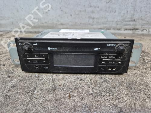 Used Radio RENAULT TRAFIC III Van (FG_) 1.6 dCi 90 (FGME) (90 hp) 29195862