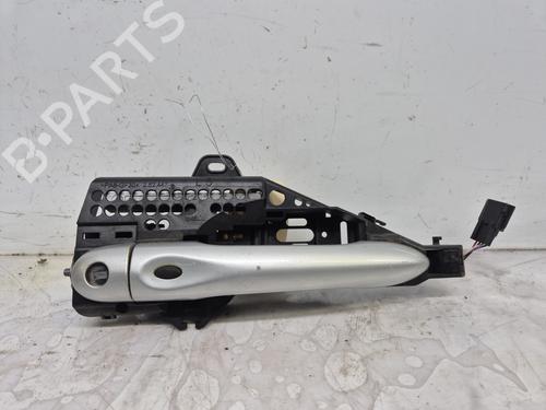 front-left-exterior-door-handle-renault-clio-iv-bh_-2012-2013-2014-2015-2016-2017-2018-2019-2020-2021-33744219 main image
