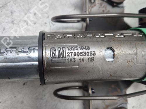 Used Steering column Steering column 38449157 38449157