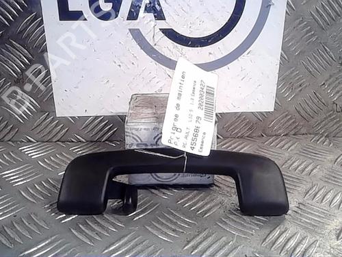 Used Interior roof handle RENAULT CLIO V (B7_) 1.3 TCe 130 (B7MF) (131 hp) 31275810