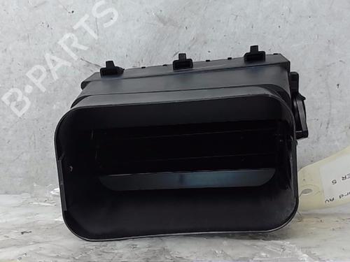 Used Air vent CHRYSLER GRAND VOYAGER V (RT) 2.8 CRD (163 hp) 16647697