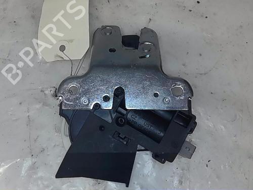 Used Tailgate lock AUDI A4 B8 (8K2) 2.0 TDI (120 hp) 18302896