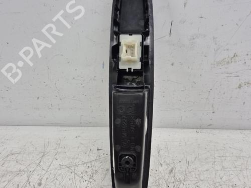 Used Right front window switch Right front window switch 37480031 37480031