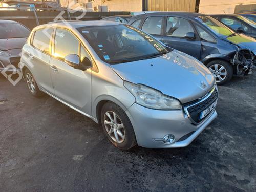 Engine control unit (ECU) PEUGEOT 208 I (CA_, CC_) 1.6 HDi | BP28416448M57 