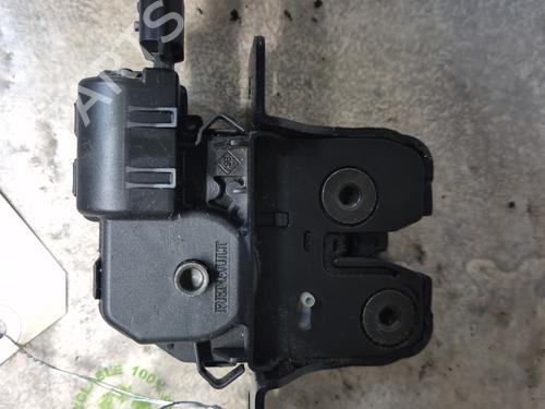 Used Tailgate lock RENAULT MEGANE III Grandtour (KZ0/1) 1.9 dCi (KZ0J, KZ0N, KZ1S) (131 hp) 29550453
