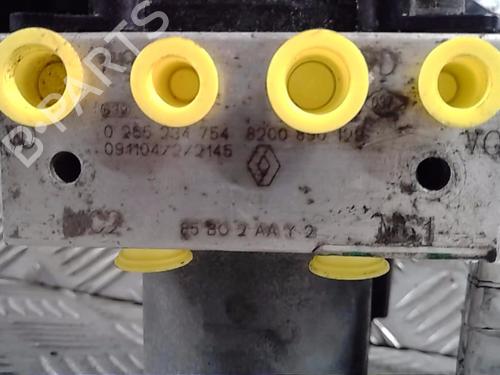 Used ABS pump RENAULT CLIO III Grandtour (KR0/1_) [2007-2025]  13852777