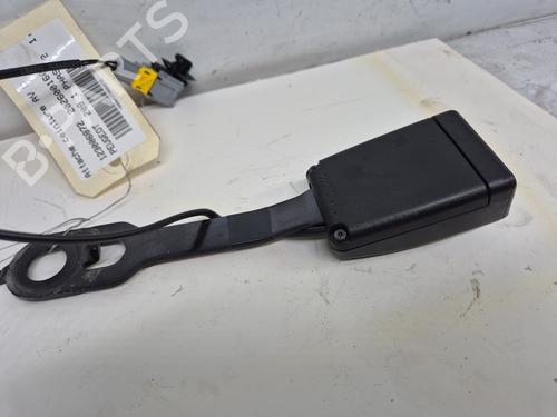 seat-buckle-peugeot-208-i-ca_-cc_-2012-2013-2014-2015-2016-2017-2018-2019-2020-2021-33277966 main image