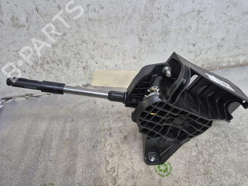 Used Gear lever RENAULT TRAFIC III Van (FG_) 2.0 dCi 145 (FGML) (145 hp) 30556354