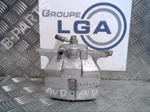 Used Right front brake caliper RENAULT KADJAR (HA_, HL_) 1.5 BLUE dCi 115 (HLA6) (116 hp) 14520939