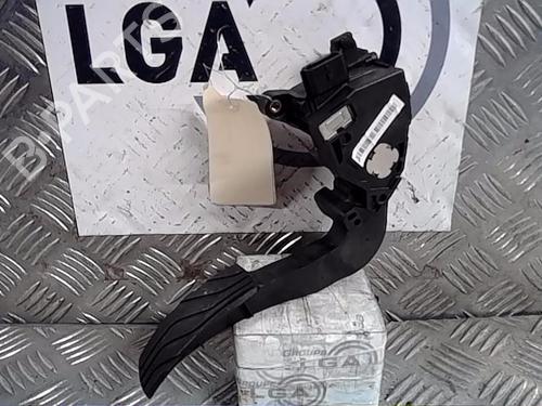 Used Electronic module RENAULT MEGANE IV Hatchback (B9A/M/N_) 1.2 TCe 100 (B9MS) (100 hp) 14558091