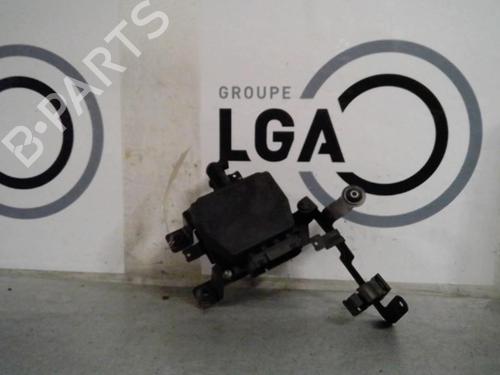 Used Electronic module VW TOURAN (1T1, 1T2) 1.9 TDI (100 hp) 13866394