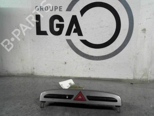 Used Warning switch PEUGEOT 308 I (4A_, 4C_) 1.6 HDi (90 hp) 13867524