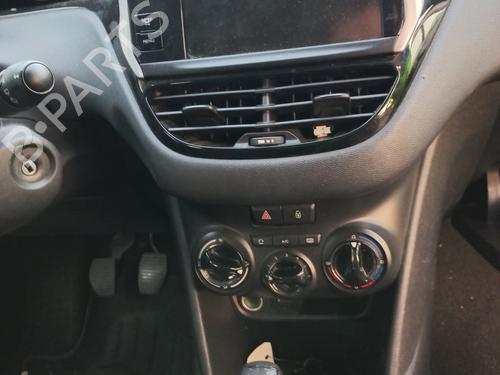 Left taillight PEUGEOT 208 I (CA_, CC_) 1.4 HDi | BP30139649C34 