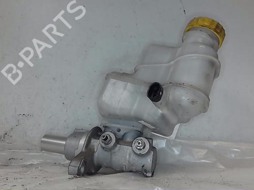 Brake master cylinder LANCIA MUSA (350_) 1.3 D Multijet (350.AXG11, 350.AXG1A) | BP21675781M77 