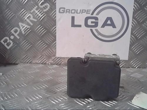 Used ABS pump RENAULT KADJAR (HA_, HL_) 1.5 BLUE dCi 115 (HLA6) (116 hp) 13863927