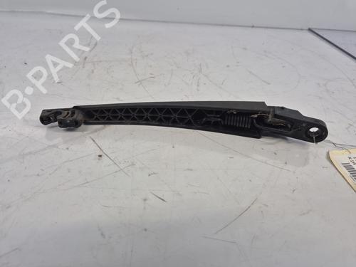 Used Rear windshield wiper arm KIA SPORTAGE III (SL) 1.6 GDI (135 hp) 31324492