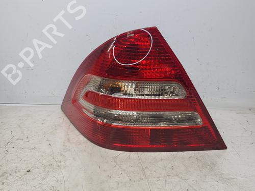 left-taillight-mercedes-benz-c-class-w203-2000-2001-2002-2003-2004-2005-2006-2007-35796608 main image