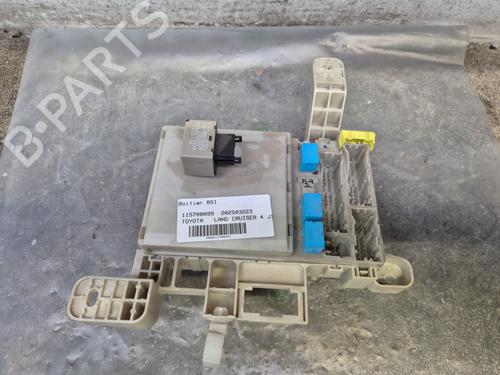Sikringsdose TOYOTA LAND CRUISER PRADO (_J12_) 3.0 D-4D (KDJ120, KDJ125) (166 hp) 30714513