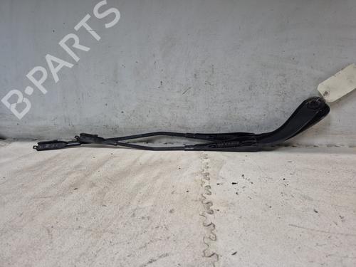 Front windshield wiper arm BMW 3 Touring (F31) 318 d | BP27215873C143 