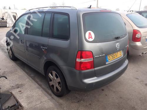 Front windshield wiper arm VW TOURAN (1T1, 1T2)  | BP14558782C143 