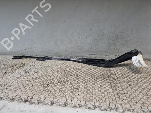 Used Front windshield wiper arm RENAULT TRAFIC III Van (FG_) 1.6 dCi 90 (FGME) (90 hp) 26669470