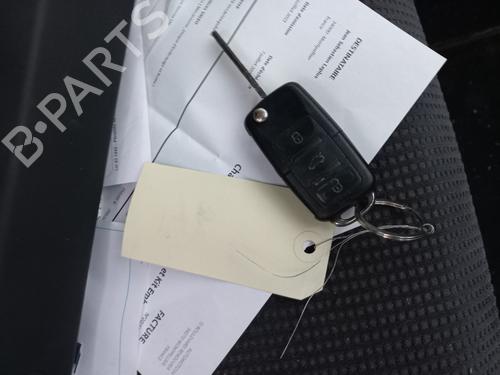 Right front fog light VW POLO IV (9N_, 9A_) | BP30163843C31