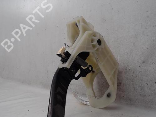 Used Break pedal BMW 1 (F20) 125 d (218 hp) 16376933