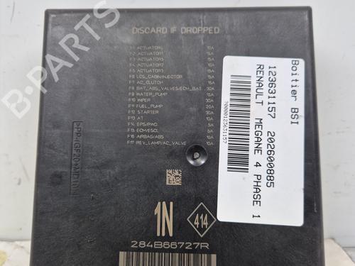fuse-box-renault-megane-iv-hatchback-b9amn_-2015-33727207 main image