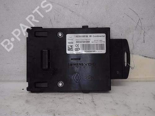 Used Card reader RENAULT SCÉNIC III (JZ0/1_) 1.5 dCi (86 hp) 13841751