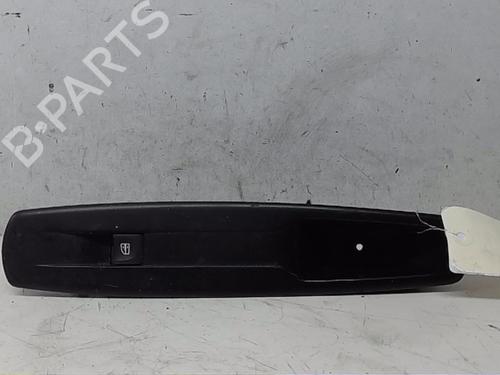 Used Right front window switch RENAULT MEGANE III Hatchback (BZ0/1_, B3_) 1.5 dCi (BZ0C) (90 hp) 13828032