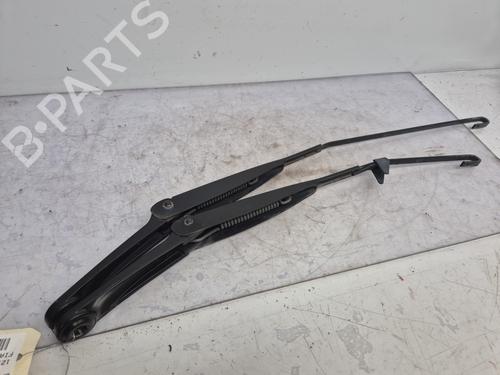 Used Front windshield wiper arm FIAT PANDA (169_) [2003-2026]  32690656