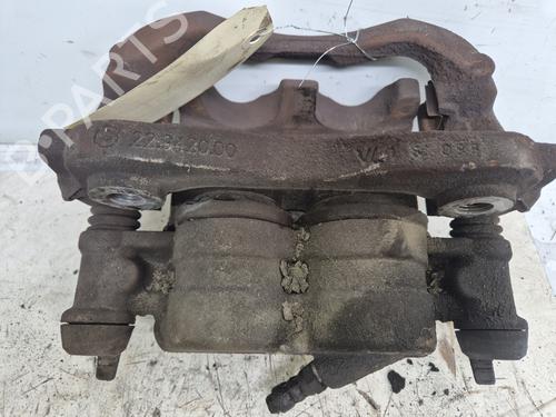 Used Right front brake caliper Right front brake caliper PEUGEOT BOXER Van 2.0 BlueHDi 160 (163 hp) 33210650 33210650