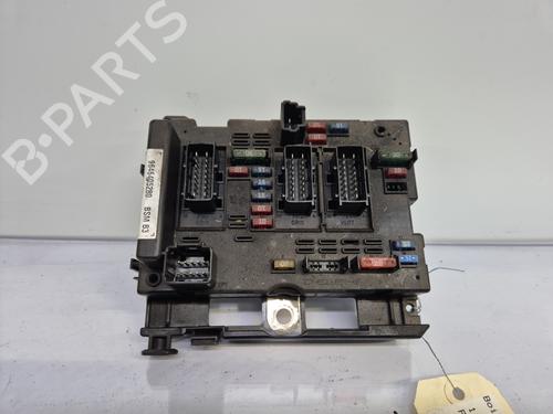 Scatola Fusibili PEUGEOT 307 SW (3H) [2002-2009]  31301983