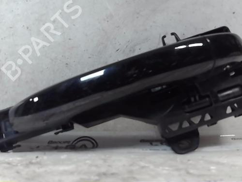 Used Rear left exterior door handle RENAULT CAPTUR II (HF_) Blue dCi 115 (HFAD) (116 hp) 18102588