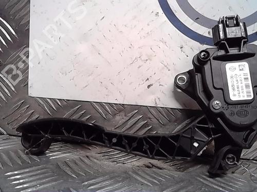 Module électronique RENAULT MASTER III Van (FV) 2.3 dCi 170 FWD (FV0L) (170 hp) 30824626