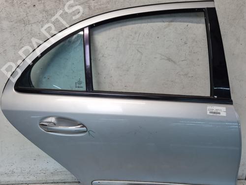Used Right rear door MERCEDES-BENZ E-CLASS (W211) E 320 CDI (211.022) (224 hp) 26669393