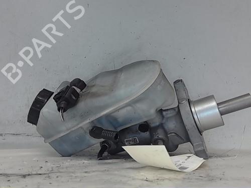 Used Brake master cylinder VW TRANSPORTER T5 Van (7HA, 7HH, 7EA, 7EH) [2003-2025]  22560931