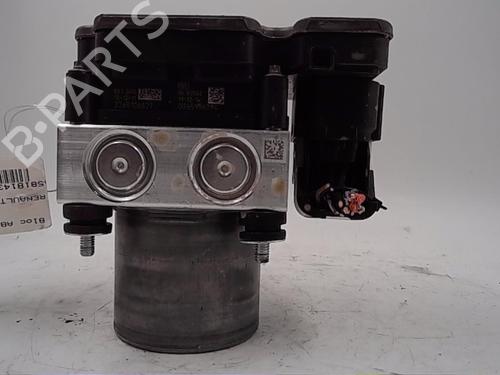 Used ABS pump RENAULT CLIO V (B7_) 1.5 Blue dCi 85 (B7AG) (86 hp) 13847245